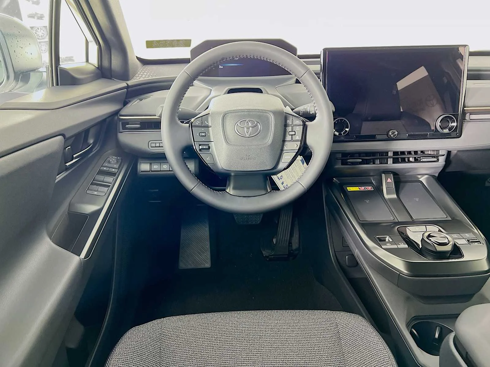 2026 Toyota bZ — photo 16