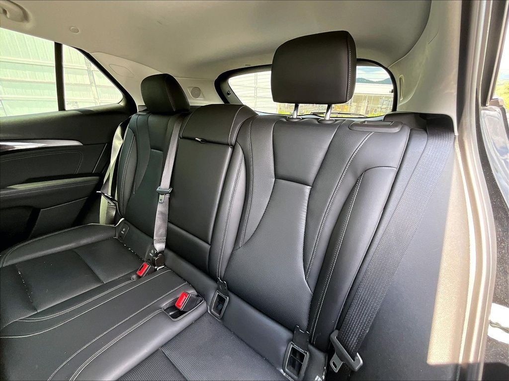 Used 2024 Ebony Twilight Metallic Buick Preferred image 15