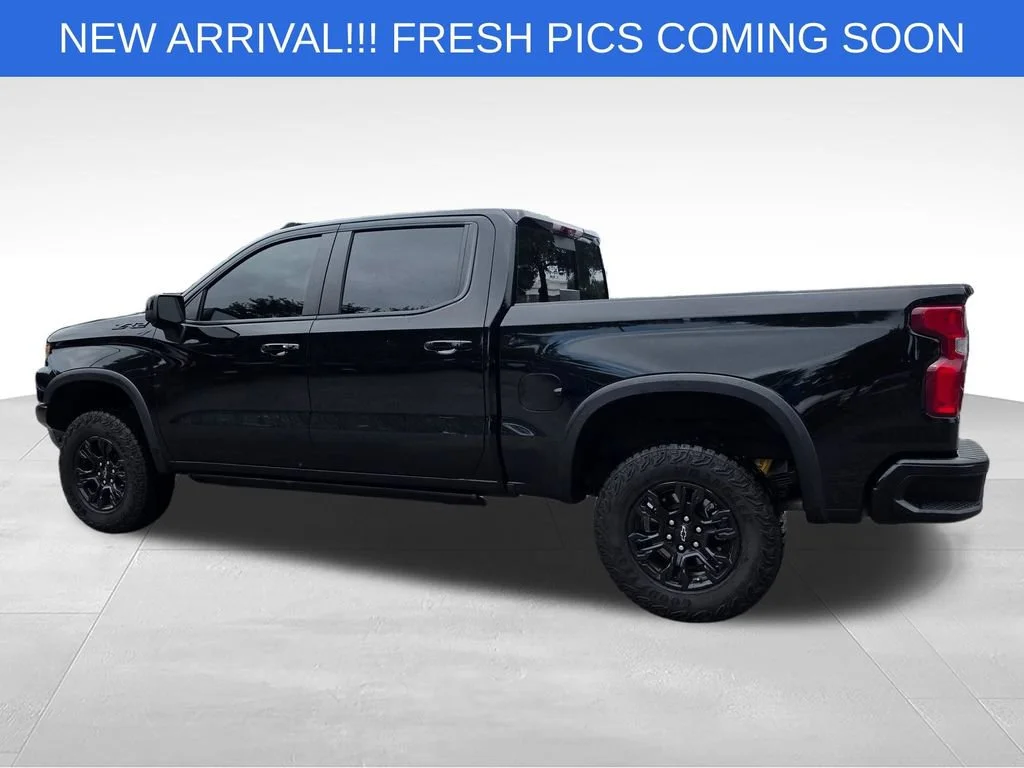 Used 2025 Black Chevrolet ZR2 image 4