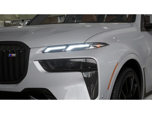 New 2027 Brooklyn Grey Metallic BMW M60i image 6