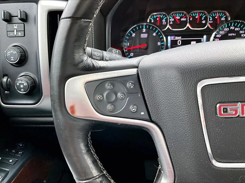 Used 2018 Gray GMC SLT image 12