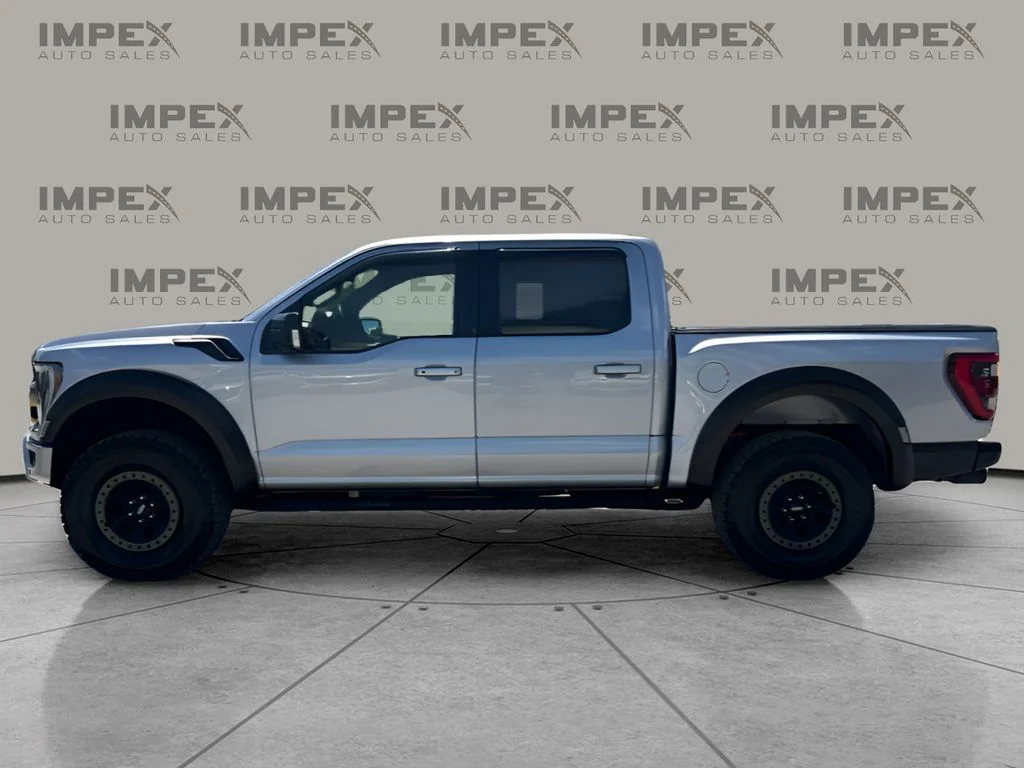 Used 2022 Silver Ford Raptor image 2