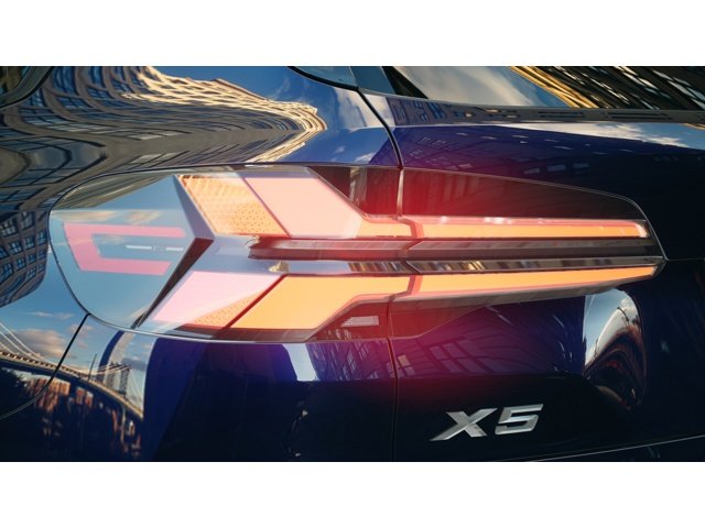 New 2026 Tanzanite Blue II Metallic BMW xDrive40i image 8