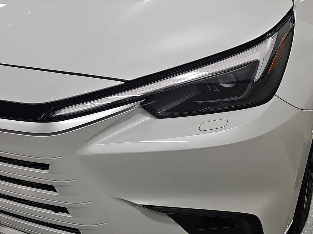 Certified Used 2024 Off-white Lexus 550h+ Luxury image 30
