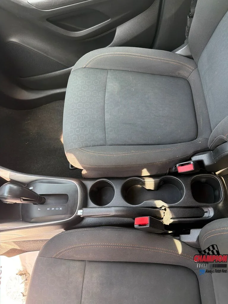 Used 2018 White Chevrolet LS image 15
