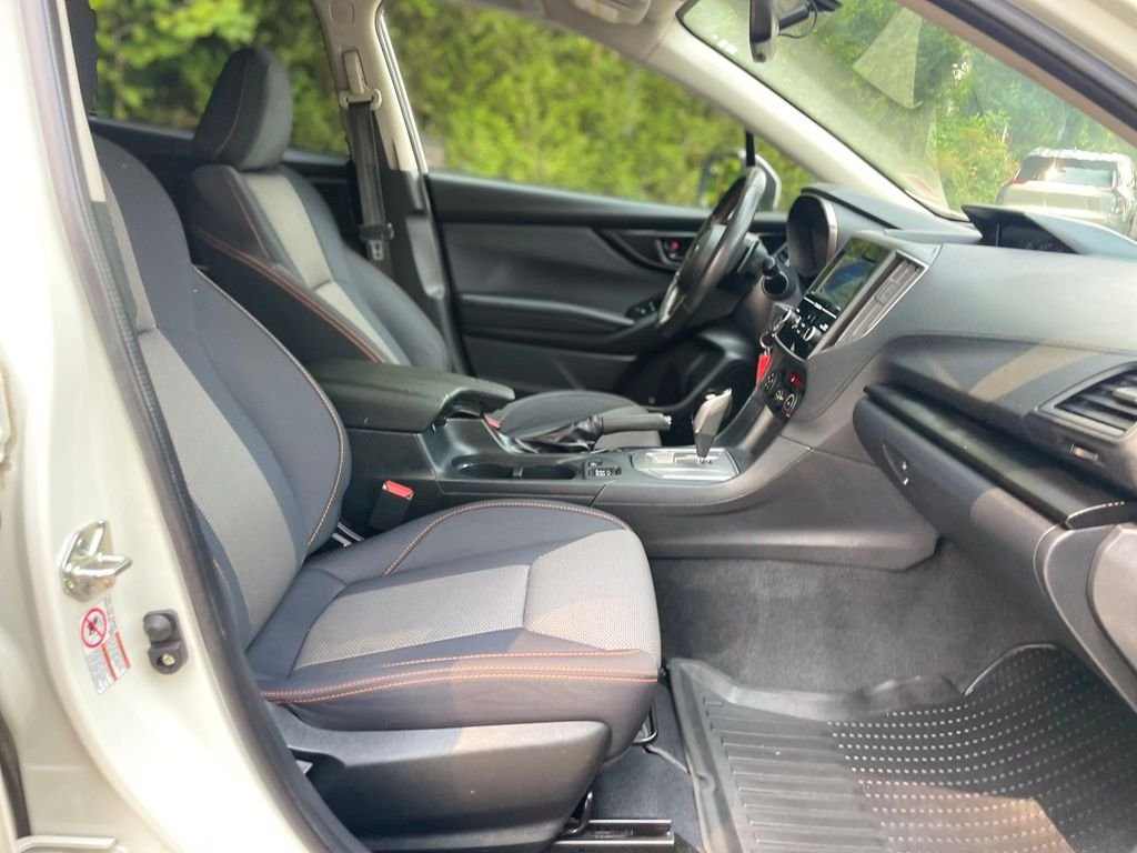 Used 2018 Crystal White Pearl Subaru 2.0i Premium image 21