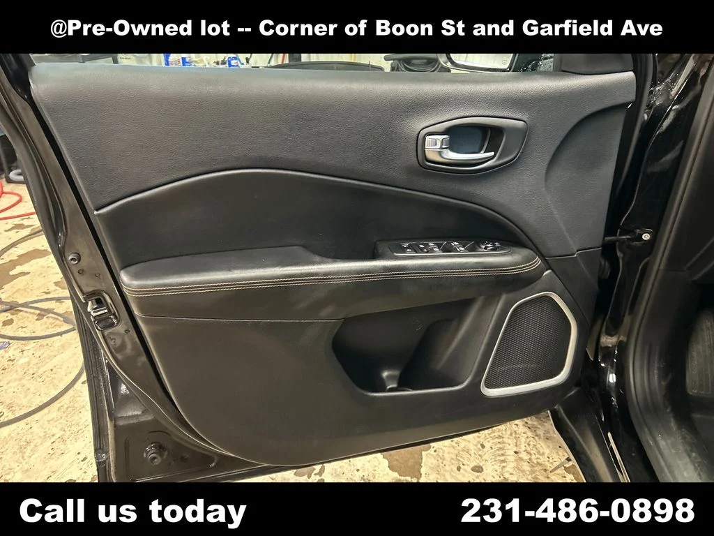 Used 2019 Black Jeep Limited image 15