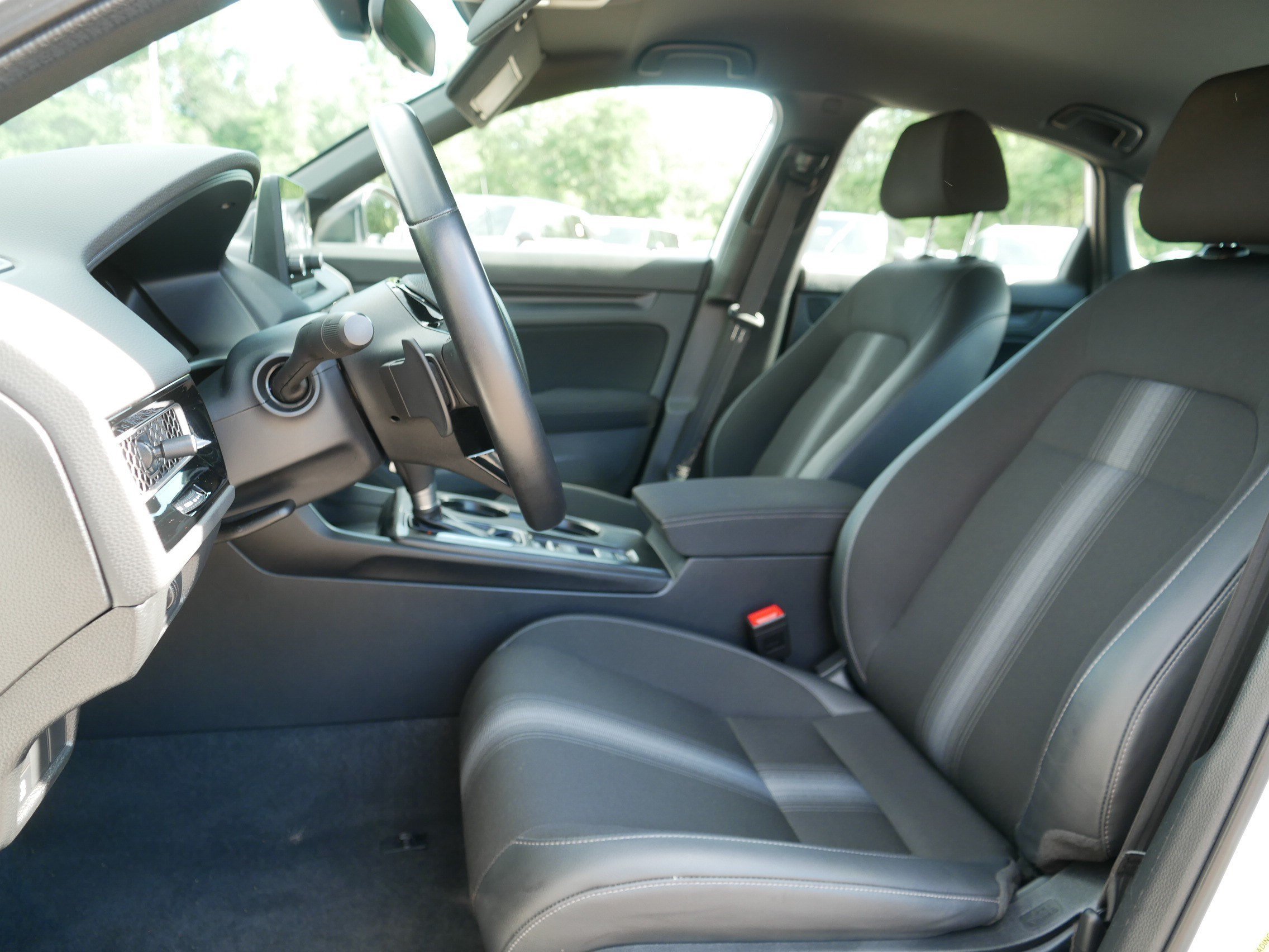 Used 2024 Platinum White Pearl Honda Sport image 33