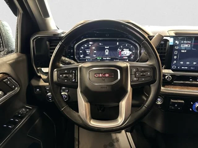 Used 2024 Summit White GMC Elevation image 13