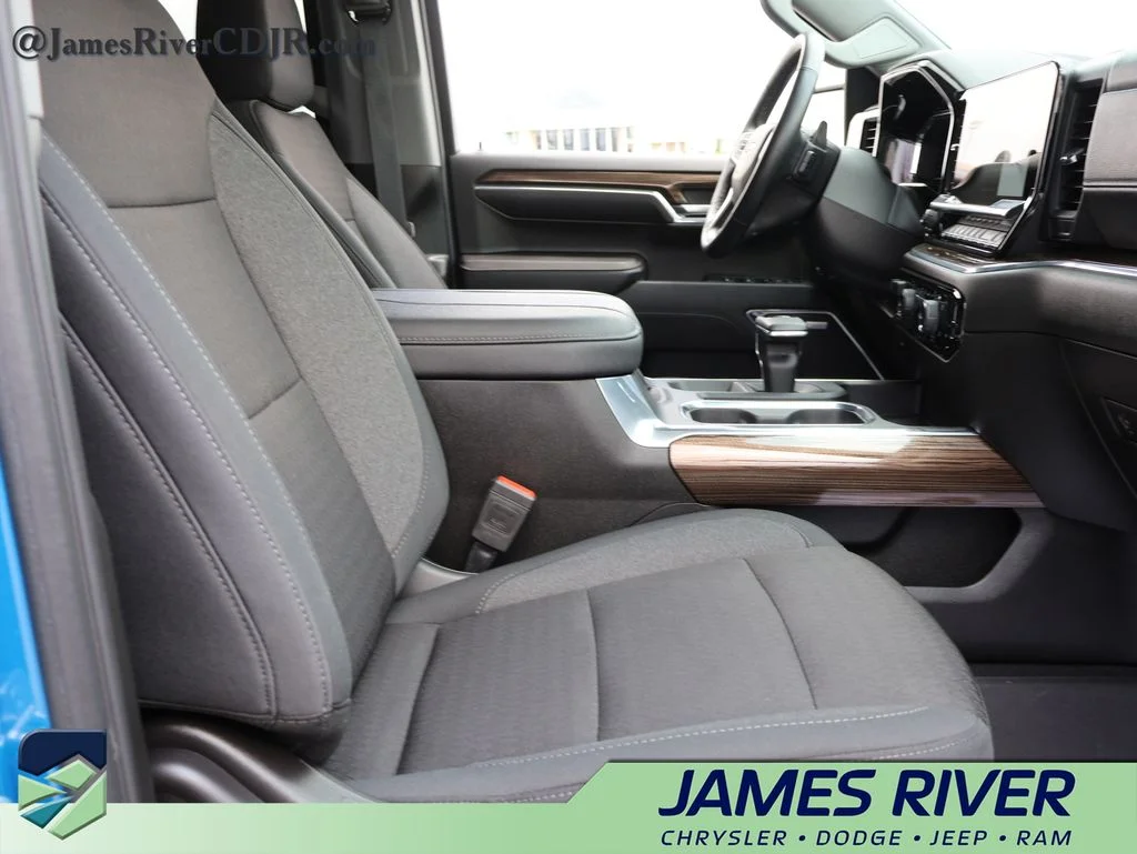 2023 Chevrolet Silverado 1500 RST - Photo 9