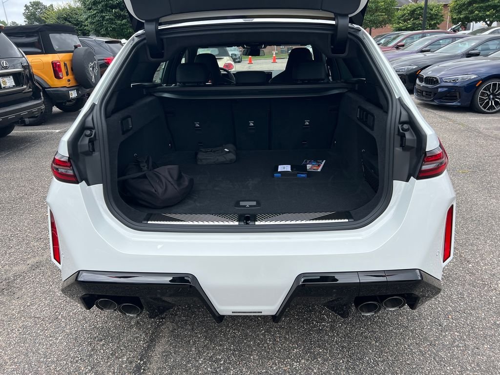 Used 2027 White BMW Base image 28