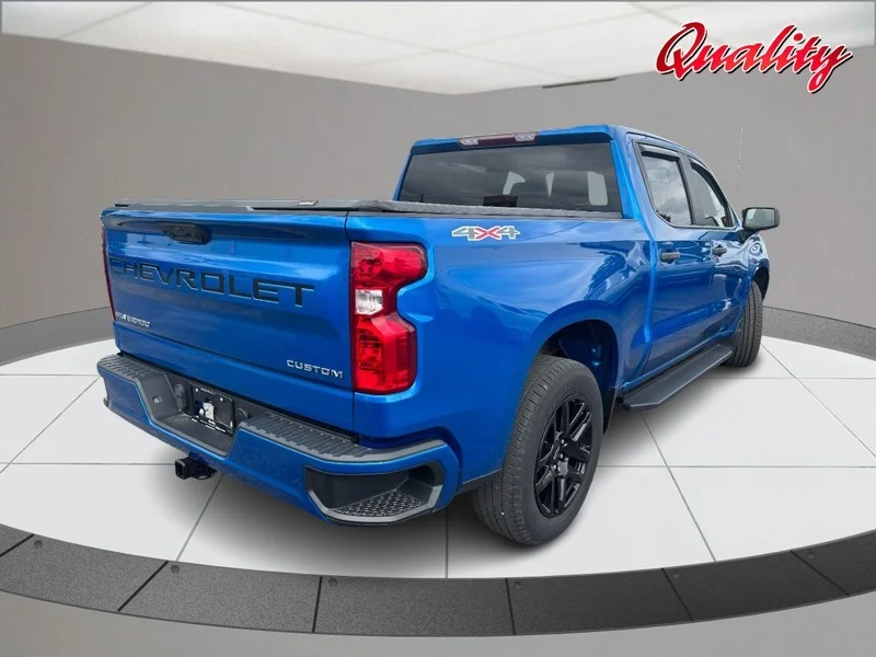 Used 2023 Glacier Blue Metallic Chevrolet Custom image 3