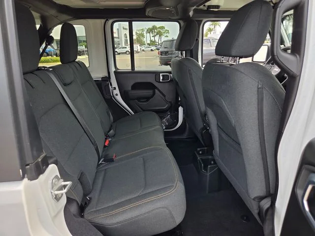 New 2026 Bright White Clear-Coat Exterior Paint Jeep Sport S image 18