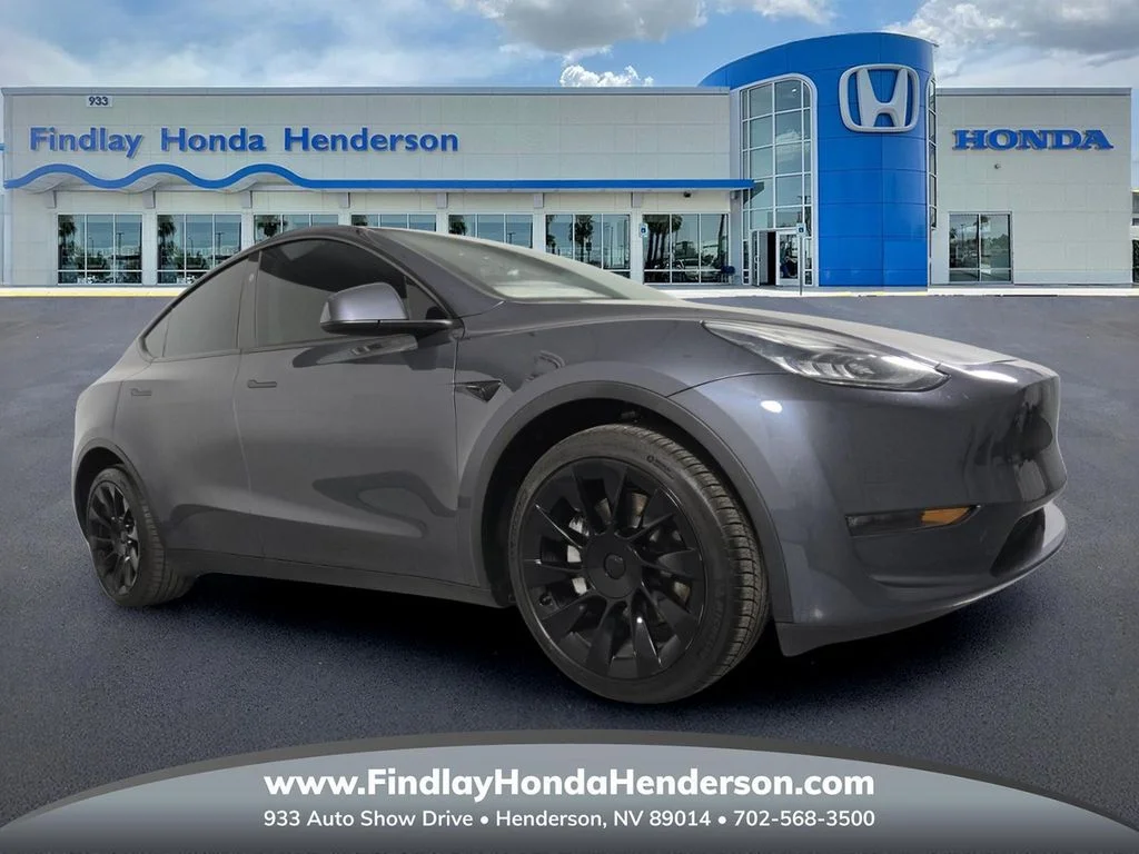 2023 Tesla Model Y Long Range Dual Motor All-Wheel Drive's photo