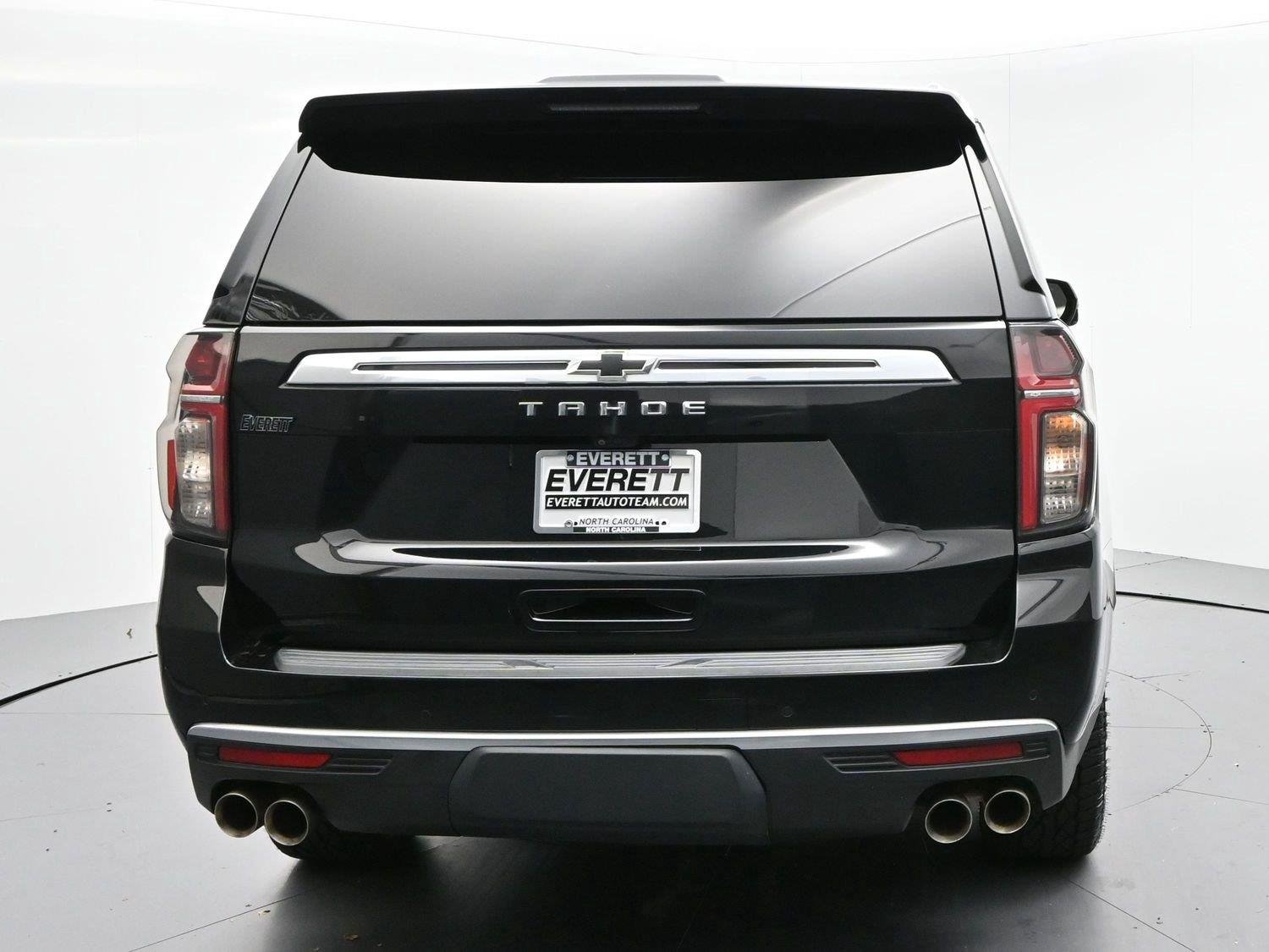 Used 2022 Black Chevrolet High Country image 6