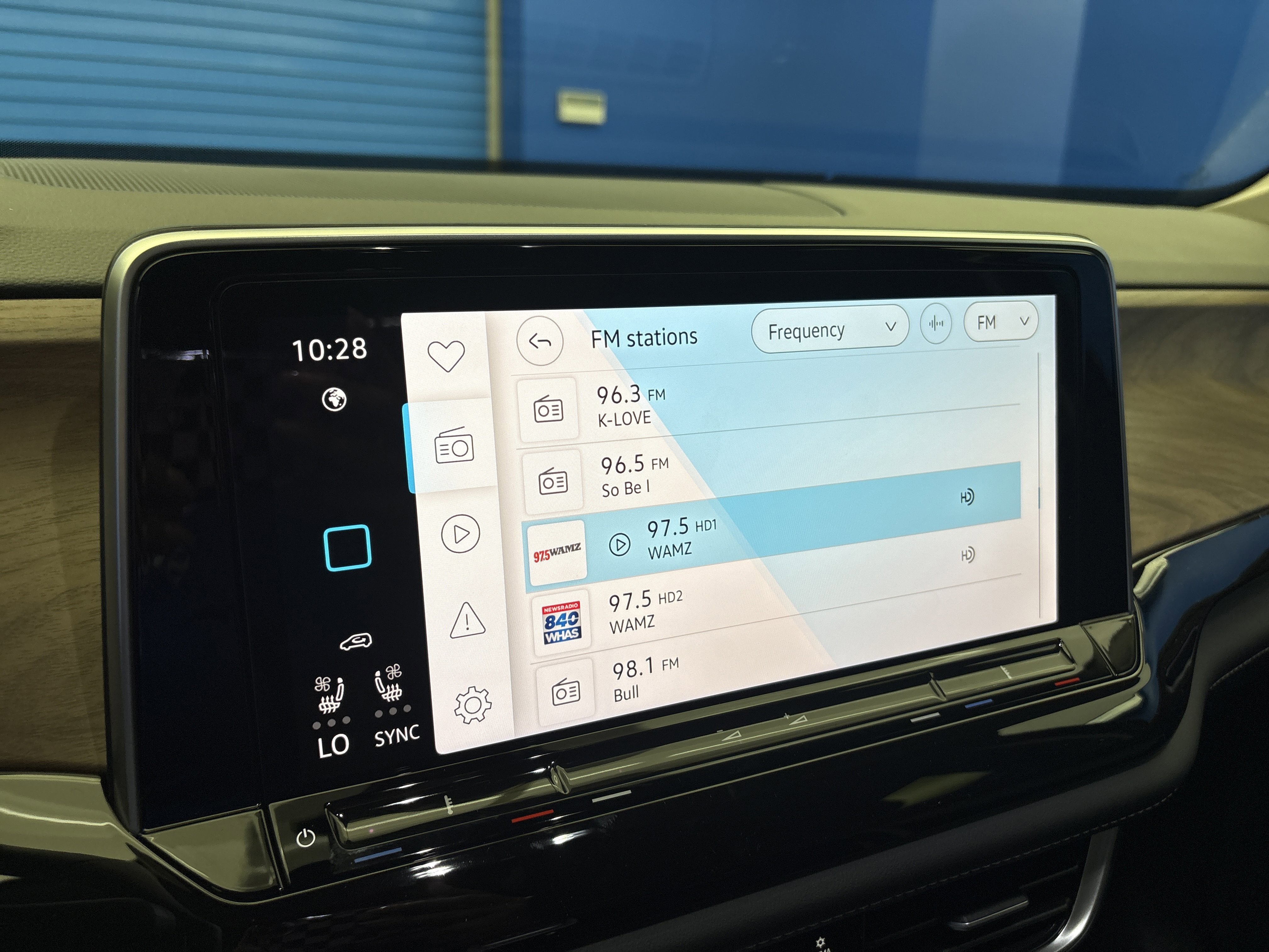 2026 Volkswagen Atlas SE w/Tech - Photo 18