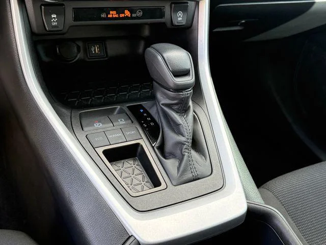 Certified Used 2025 ICE CAP Toyota LE image 20