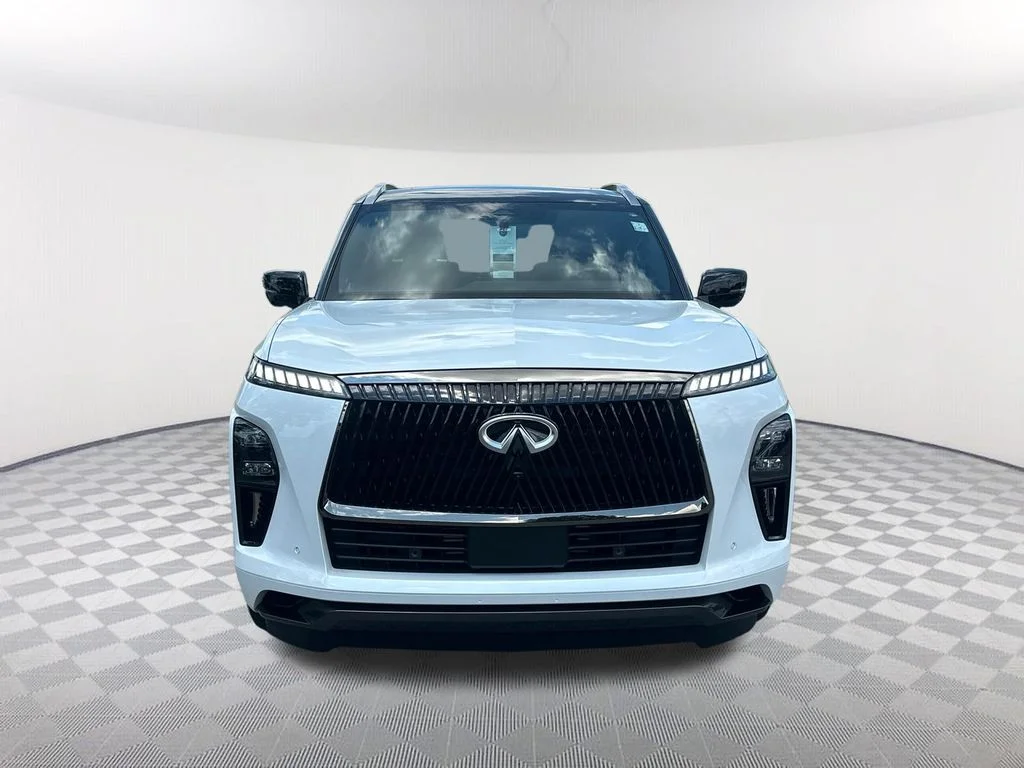 Certified Used 2026 Black INFINITI AUTOGRAPH image 2