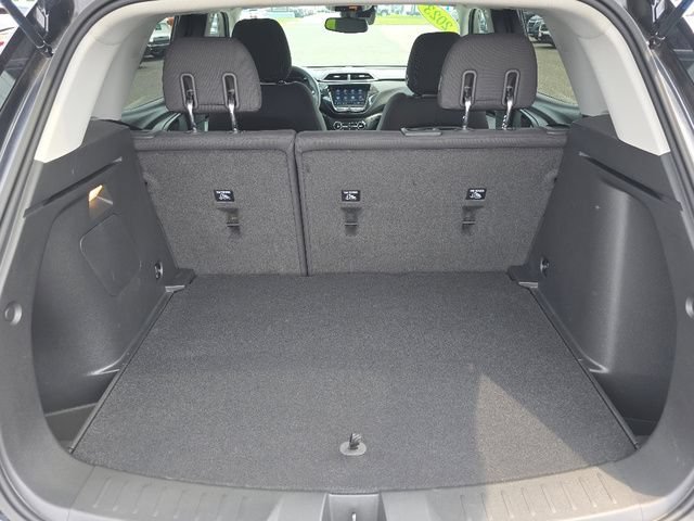 Used 2023 Mosaic Black Metallic Chevrolet LT image 4