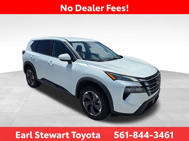 Used 2024 White Nissan SV image 2