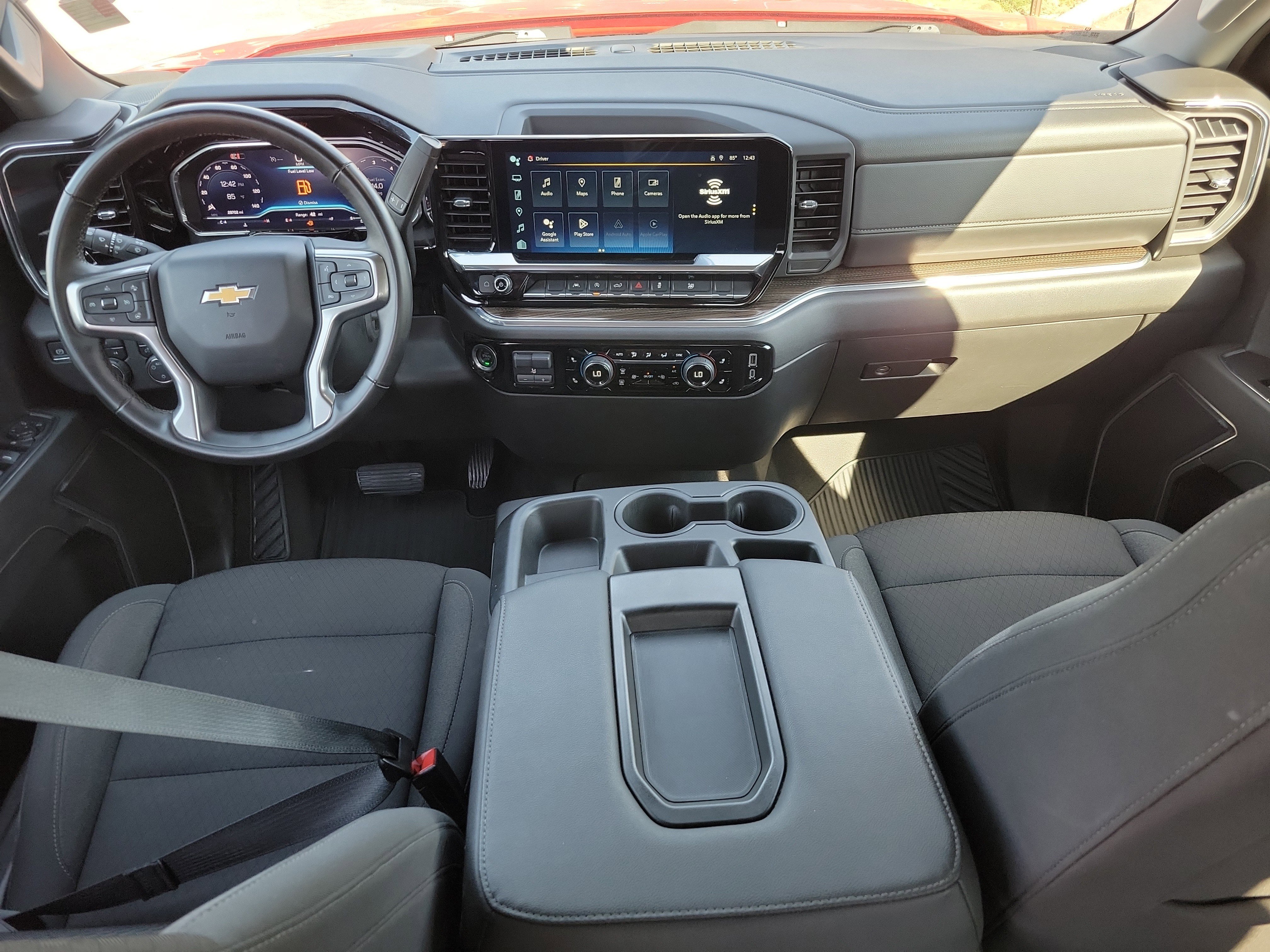 2025 Chevrolet Silverado 1500 LT - Photo 11