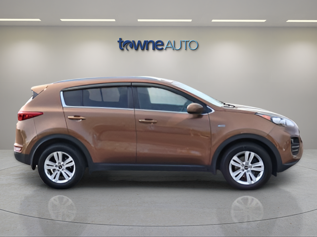 Used 2018 Brown Kia LX image 6