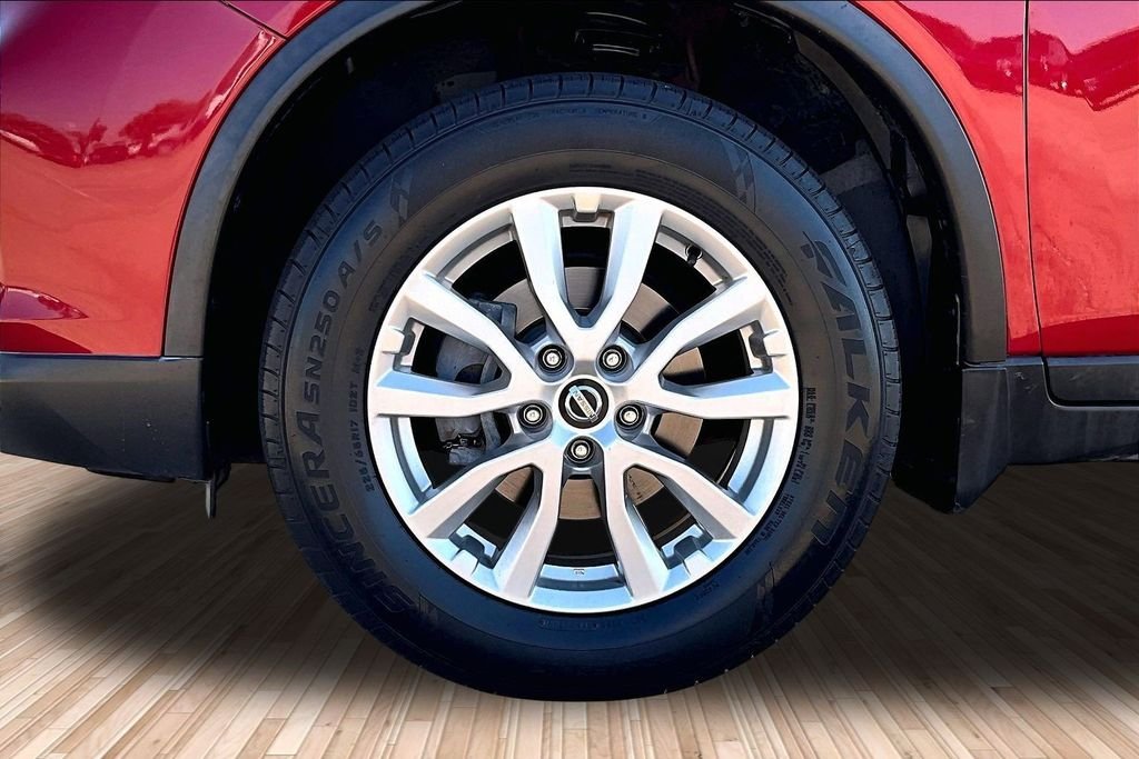 Used 2017 Red Nissan SV image 8