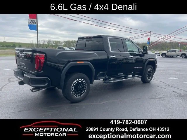 Used 2022 Black GMC Denali image 6