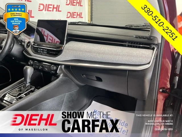 Used 2022 Red Jeep Latitude Lux image 16