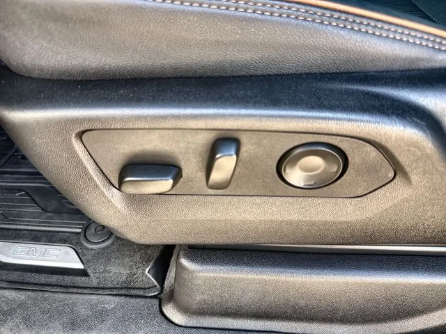 Used 2025 Black GMC AT4 image 12