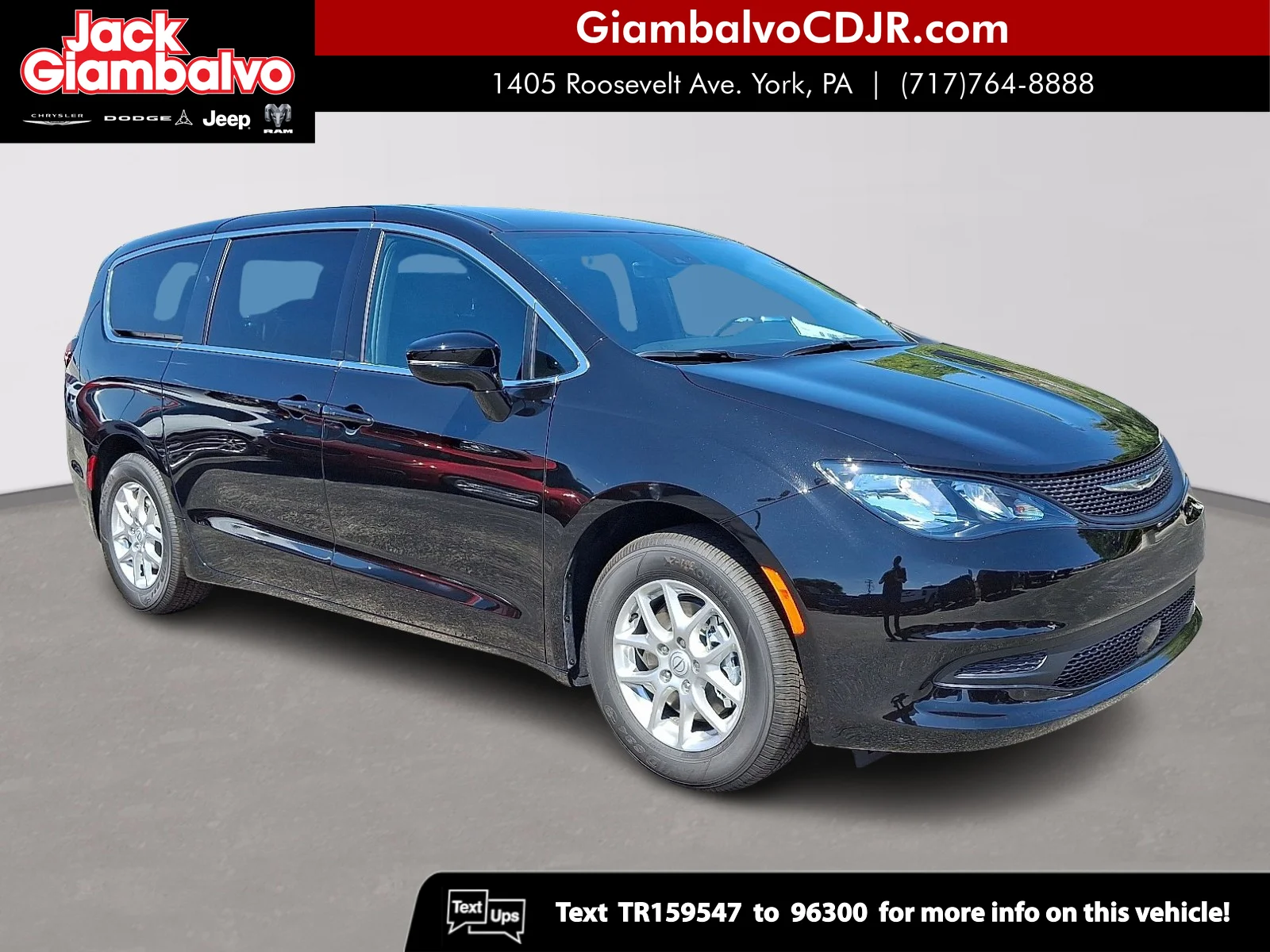 2026 Chrysler Voyager LX's photo