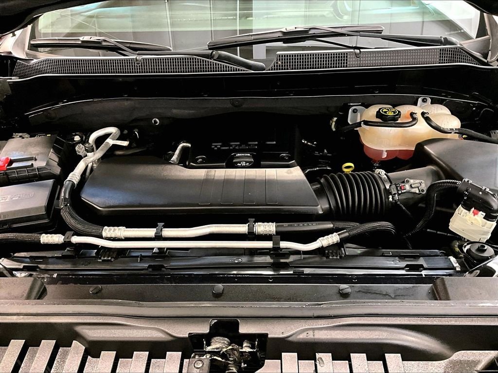 Used 2022 Gray Chevrolet LT image 30