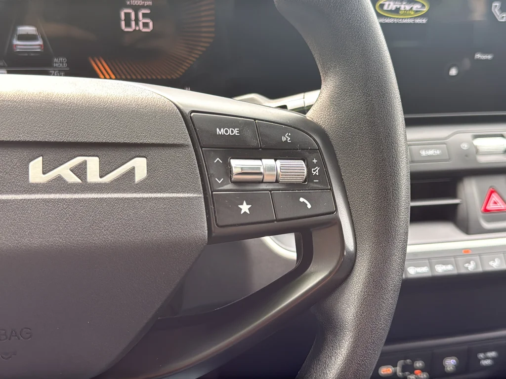 Certified Used 2025 Blue Kia LXS image 17