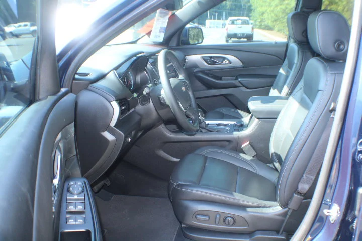 Used 2023 Northsky Blue Metallic Chevrolet LT Leather image 13