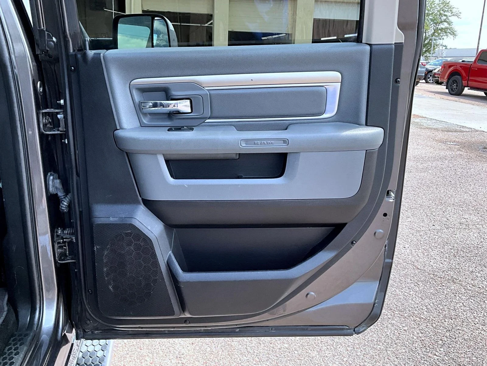 Used 2017 Gray Ram Big Horn image 19