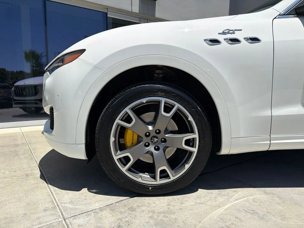Used 2023 Bianco Maserati GT image 10