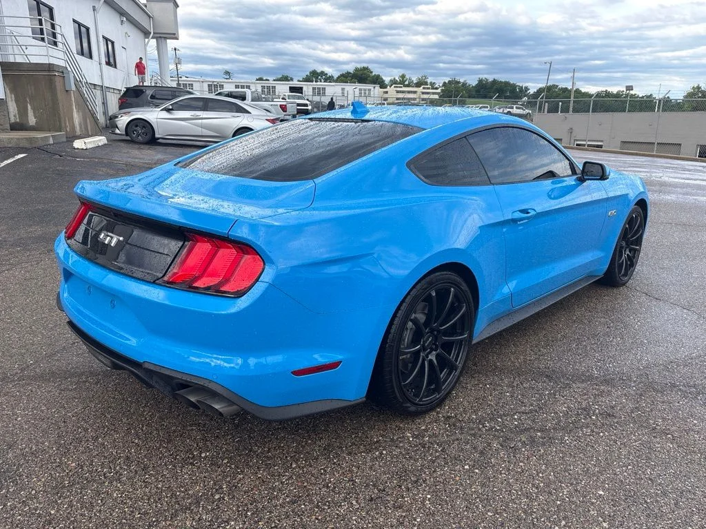 Used 2022 Grabber Blue Ford GT Premium image 7
