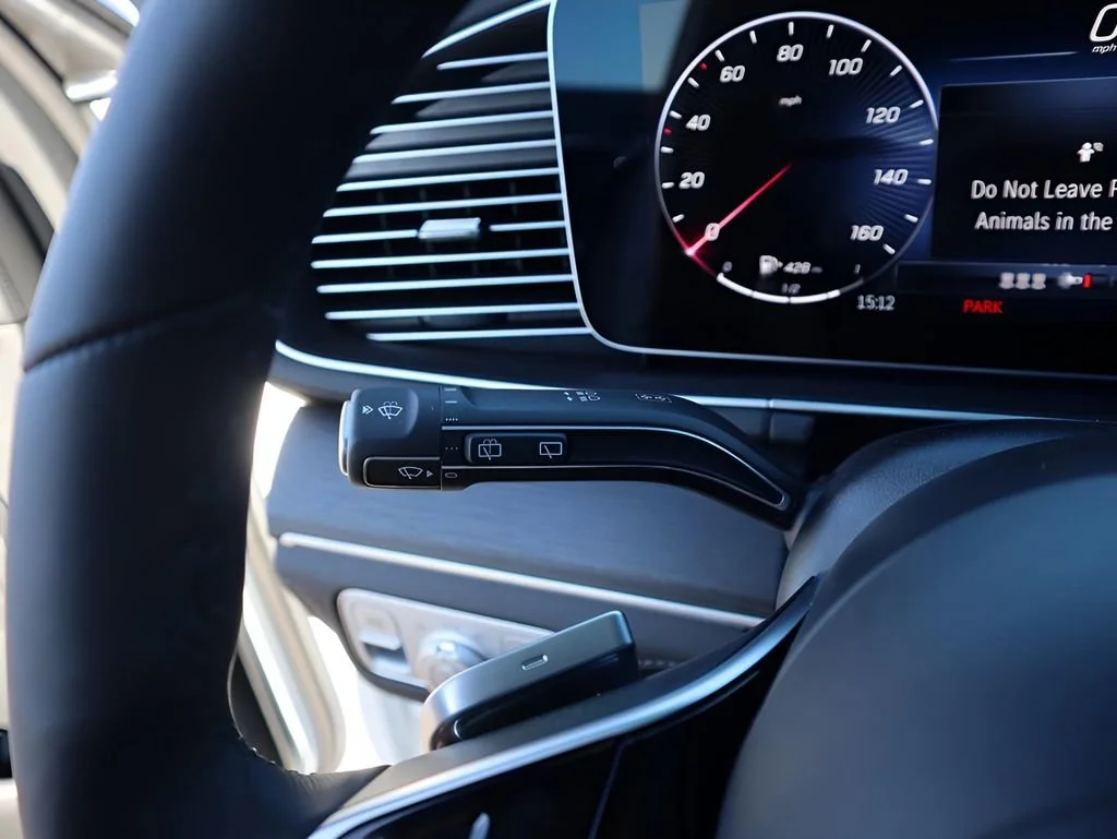 New 2026 MANUFAKTUR Moonlight White Metallic Mercedes-Benz GLE 350 image 89