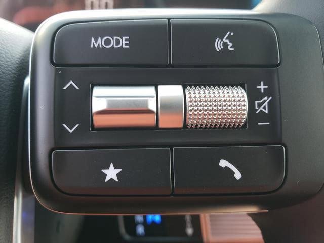 New 2026 Silver Hyundai SE image 17