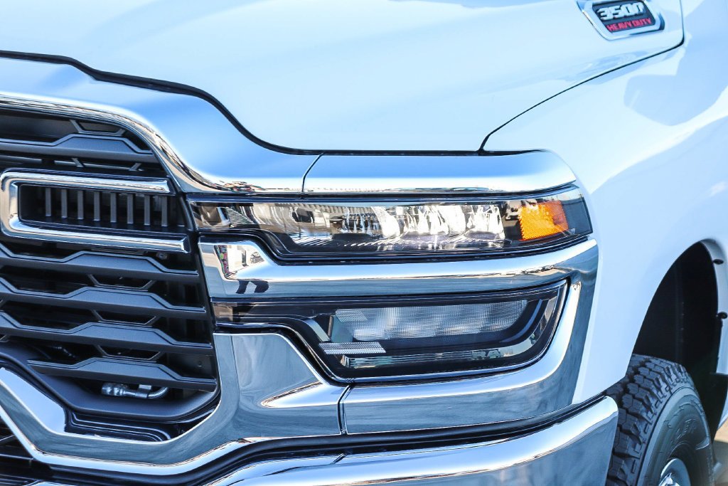 New 2026 Bright White Clearcoat Ram Tradesman image 5