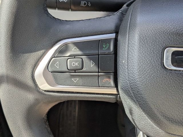 Used 2023 Gray Jeep Limited image 27