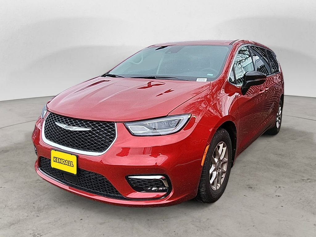 2024 Chrysler Pacifica Touring L's photo