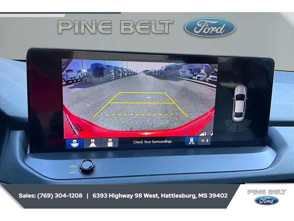 Used 2025 Red Honda Touring image 15
