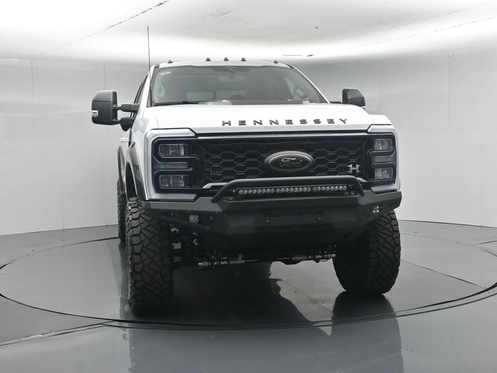 New 2026 Oxford White Ford Lariat image 57