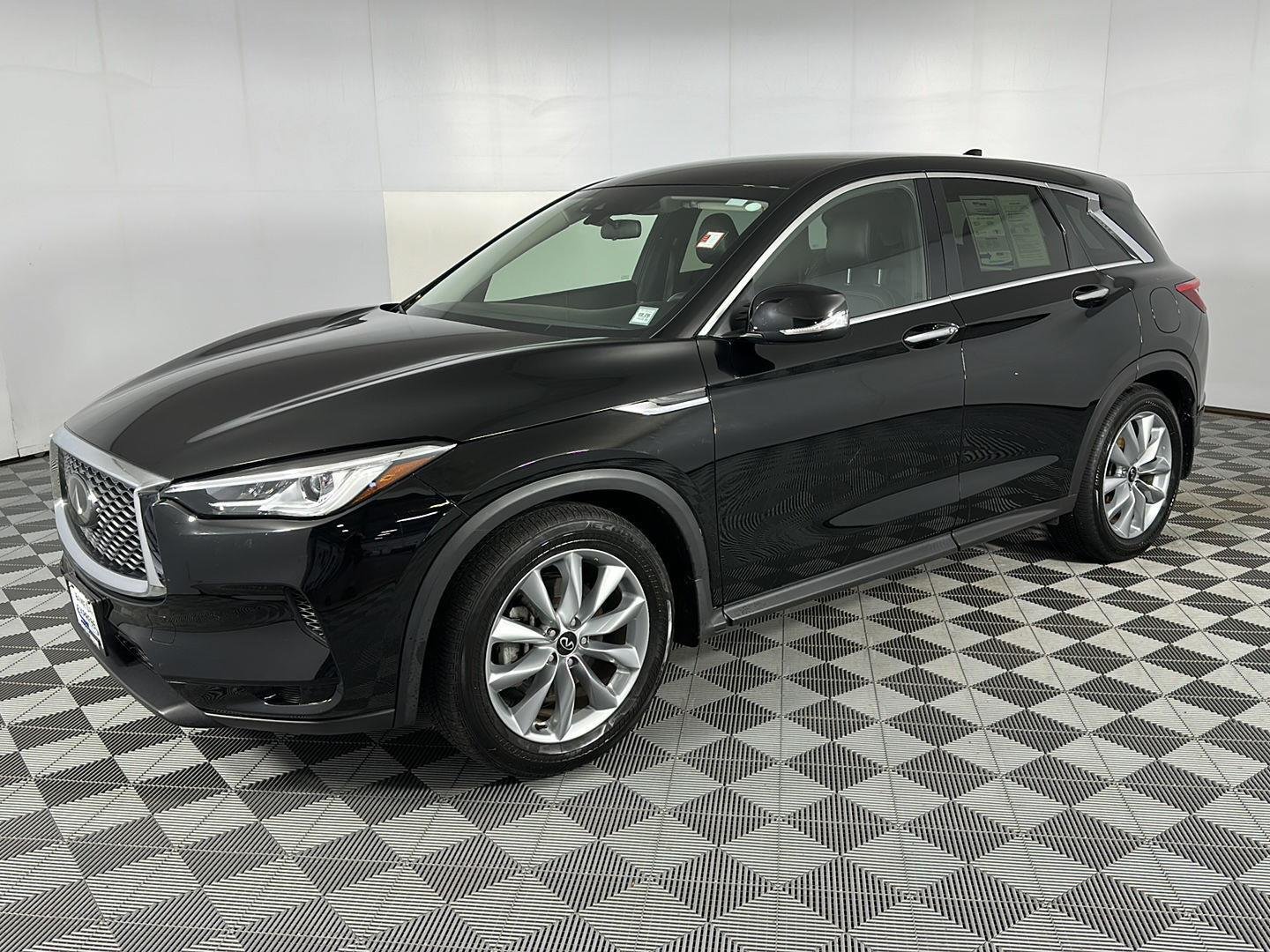 Used 2021 Black Obsidian INFINITI PURE image 14