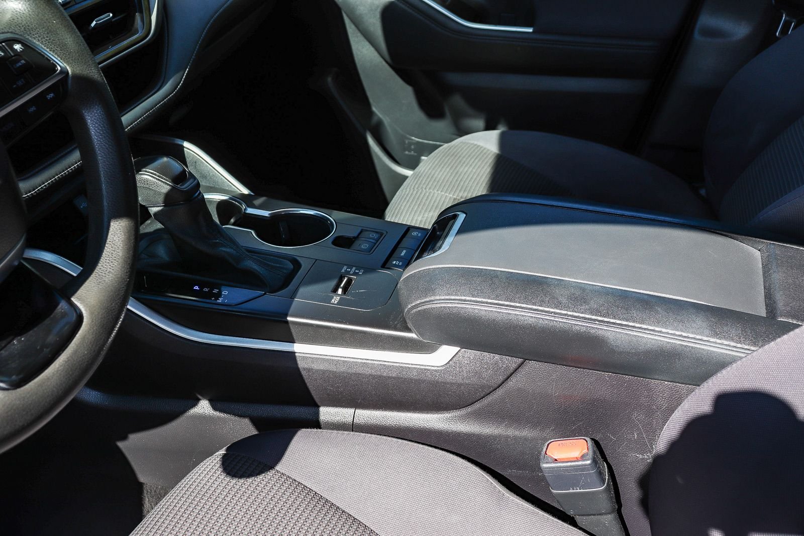 Certified Used 2021 Blizzard Pearl Toyota L image 23