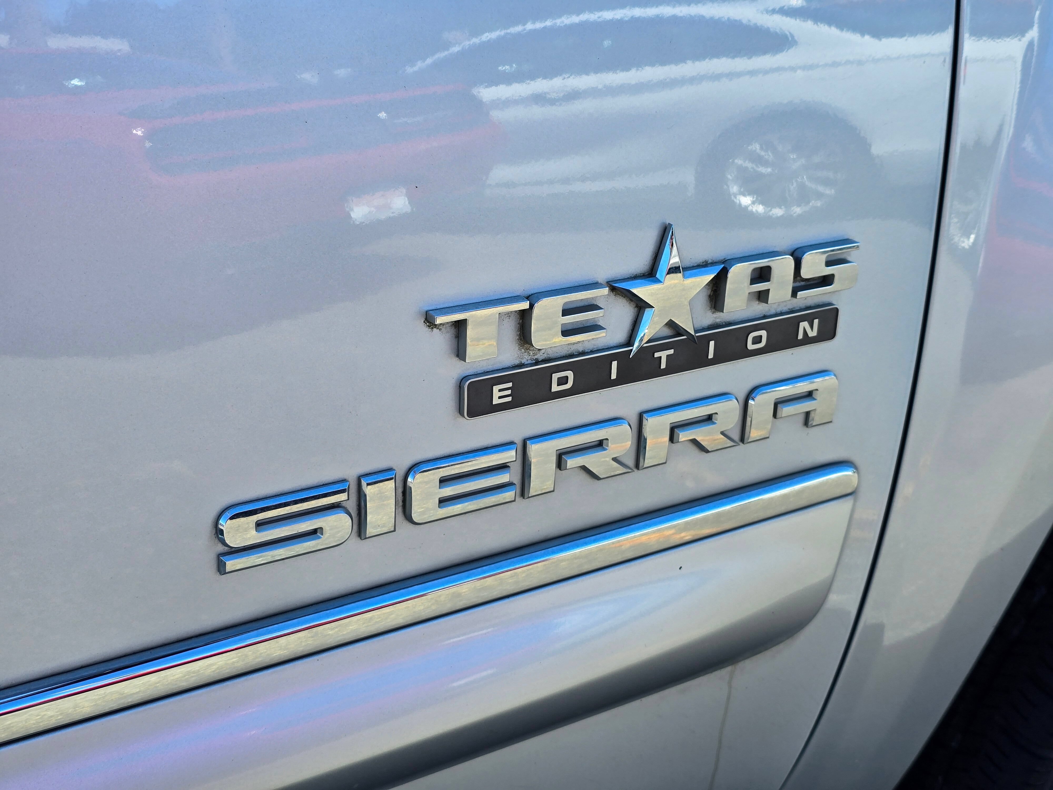 Used 2013 QUICKSILVER METALLIC GMC SLE image 13