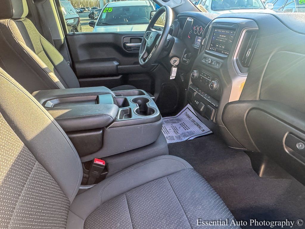 2021 CHEVROLET SILVERADO - Image 30