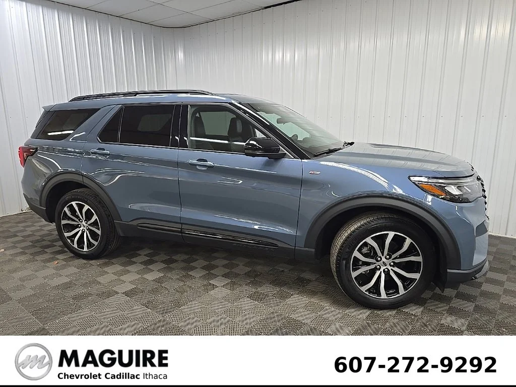 Used 2025 Blue Ford ST-Line image 1