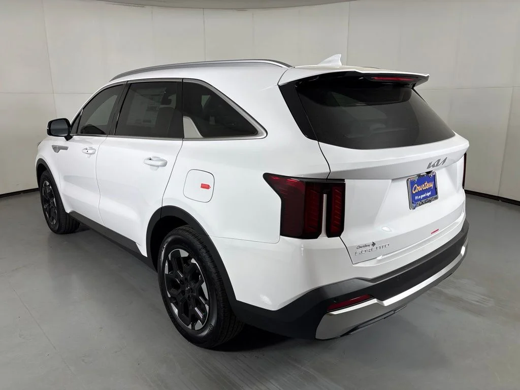 New 2026 White Kia S image 6